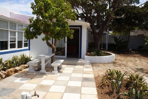 Mr Pells House Self-Catering Accommodation, Забронировать Хостел Хостелы Джеффрис-Бей, Хостел