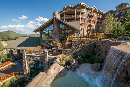 Sundial Lodge by All Seasons Resort Lodging, Забронировать Курортный отель Canyons , рядом с Фроствуд-Гондола
