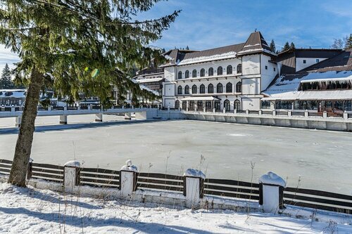 Aurelius Hotel, Забронировать Отель Пояна-Брашов Брашов, рядом с Capra Neagra Cable Car