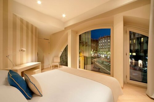Rooms Milano Duomo, Забронировать Гостевой дом Гостевые дома Милана, рядом с Театр Пикколо, Гостевой дом
