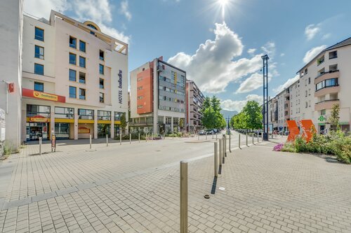 Balladins Annecy, Rezerwuj Hotel Cran-Gevrier Lake Annecy