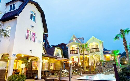Jeju 20young Guest House, Забронировать Гостевой дом Аеуол-ли Чеджу