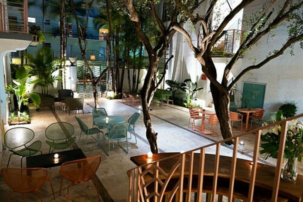 Harrison Hotel
