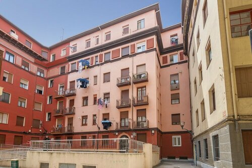 Apto Reformado con encanto by URBANHOSTS, Забронировать Апартаменты/квартира Бильбао Vizcaya, рядом с Музей Басков