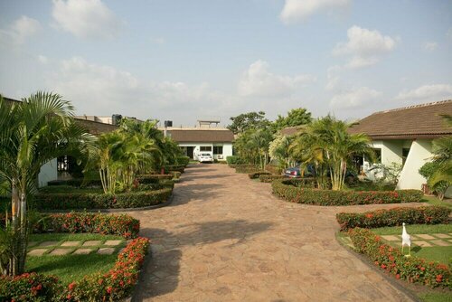 Traveller's Palm Court, Брондау Қонақ үй North Legon Ga East