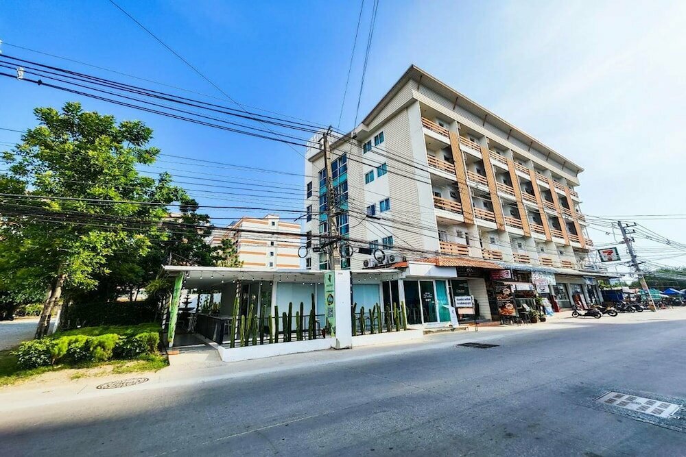 Sea Breeze Jomtien Residence