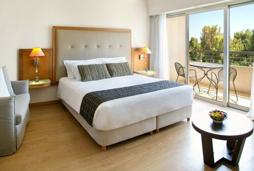 Atlantica Miramare Beach, Забронировать Курортный отель Гермасойя Лимасол