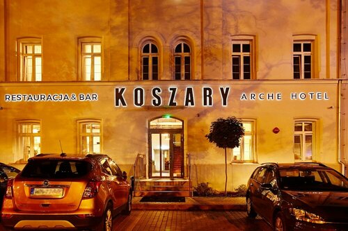 Отель Arche Koszary, Забронировать Отель Отели Гура-Кальварии с парковкой, Парковка