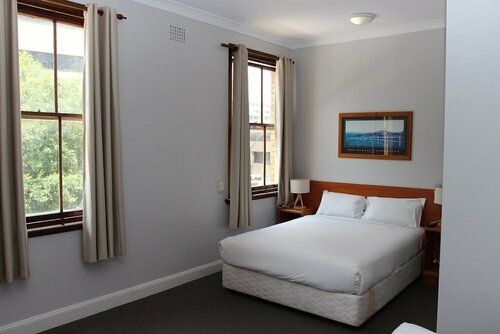 Hurstville Ritz Hotel, Buchen Sie Hotel Hurstville New South Wales