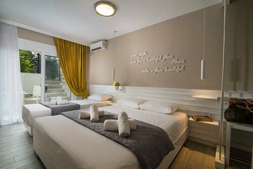 Frau Irenes Haus, Book Hotel Hotels in Sithonia with Breakfast, Breakfasts