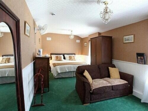 Diadem Hotel, Забронировать Отель Грейт-Ярмут The Broads