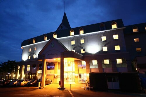 Hotel Naturwald Furano, Забронировать Отель Фурано Furano Ski, рядом с Prince Snow Resort Furano