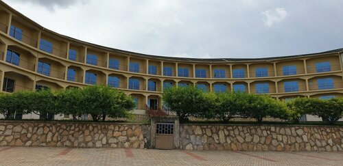 Hawaii Resort, Book Resort Bwerenga Busiiro
