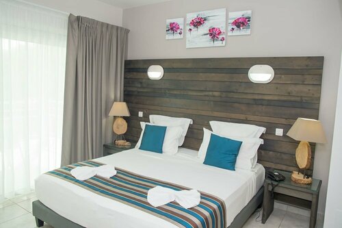Hôtel Bois Joli, Забронировать Отель Тер-де-О Бас-Тер