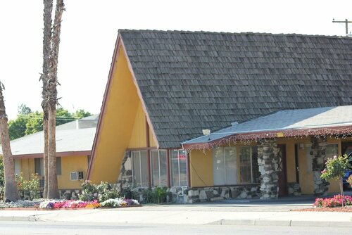 Cinderella Motel, Забронировать Мотель Васко Калифорния