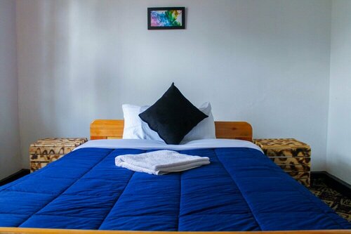 Santaviva Hotel, Prenota Motel Hotel in centro a Kisoro, hotel in centro a Kisoro