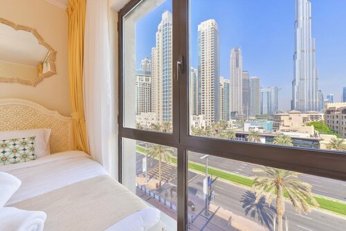 Ultra Luxury Downtown Burj Khalifa View, Забронировать Апартаменты/квартира Отели Эмирата Дубая с парковкой, рядом с Canadian University Dubai, Парковка
