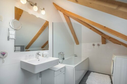 Romantic apartment in the attic, Забронировать Апартаменты/квартира Сплит Брач