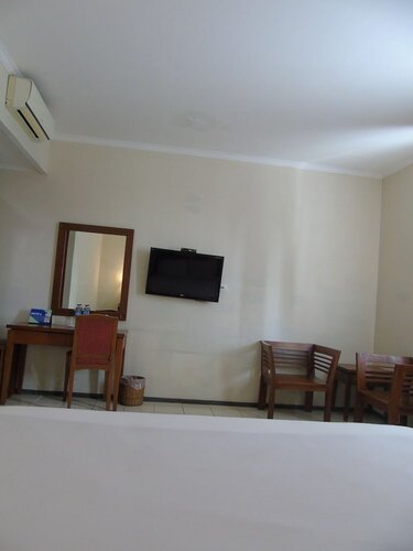 pia hotel cirebon, Varaa Hotelli Tangkil West Java