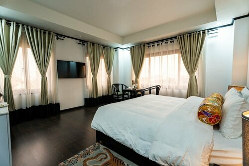 Hotel Lo Mustang, Rezerwuj Hotel Thamel 