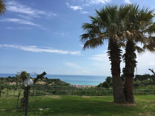 Le Limonaie a Mare, Book Bed and Breakfast Romagna hoteller med parkering, Parkering