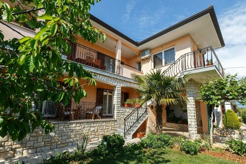 Villa Nina Apartments, Забронировать Апартаменты/квартира Отели Ровинь с парковкой, Парковка