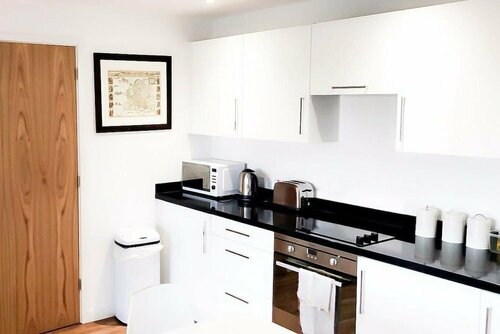 Bright 2BR Apartments Quays, Забронировать Апартаменты/квартира Солфорд 