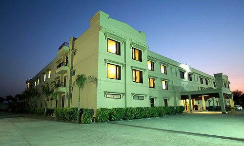 Hotel Uday Residency, Забронировать Отель Пантнагар штат Уттаракханд