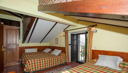 Nuestra Señora del Carmen, Buchen Sie Hotel Hotels in Kantabrien mit Parkplatz, Parkplätze