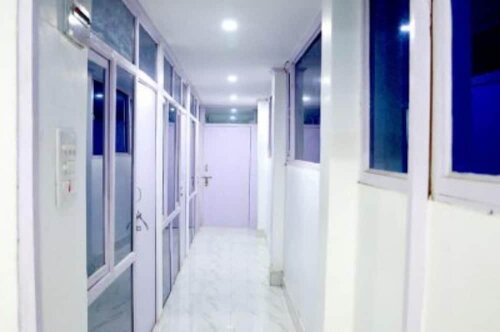 Hotel sai taj Deluxe, Rezerwuj Hotel Hotele w Himachal Pradesh z basenem, Basen