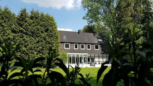 RG Living Self Check-In 24-7 Rooms Bad Salzuflen Near Messe Center Free Parking, Забронировать Отель Отели Teutoburg Forest 3 звезды, 3*