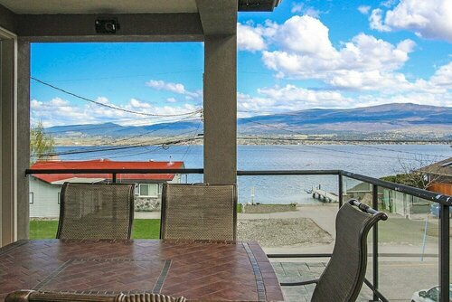 Luxury Lakefront Rooms, Забронировать Гостевой дом СПА-отели Келоуна, SPA-услуги