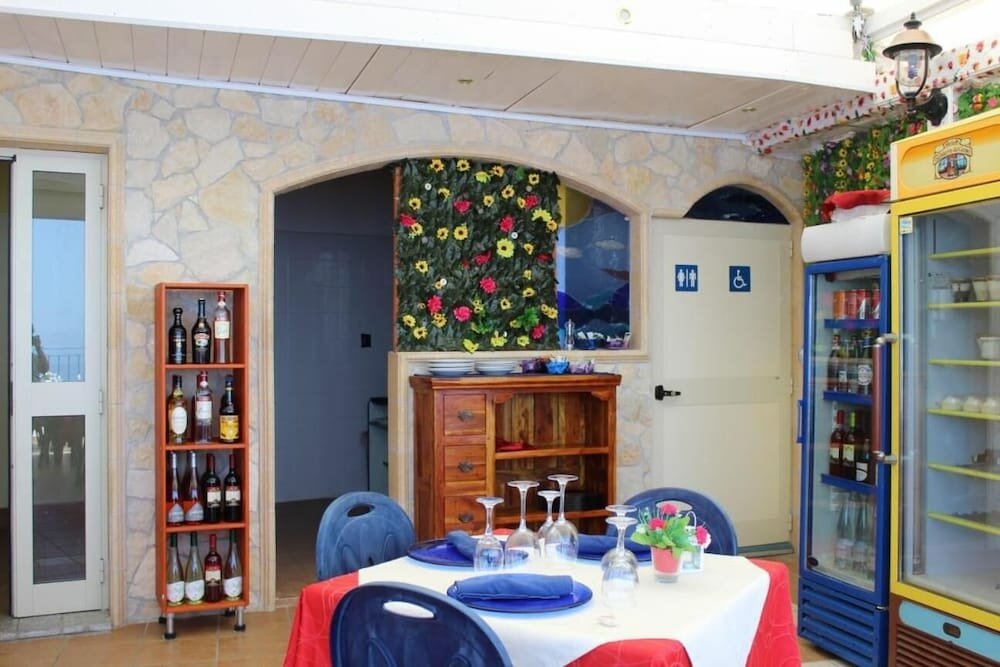 seaside room