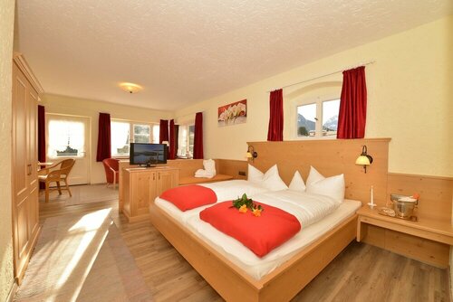 Hotel Adler Garni, Забронировать Отель Миттелберг 