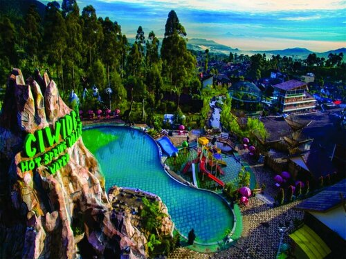 Ciwidey Valley Resort Hot Spring Waterpark, Reserva ahora Resort Hoteles en Oeste de Java con piscina, Piscina