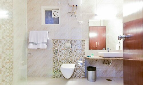 Treebo Branson Villa, Забронировать Вилла Виллы Gurgaon Region, Вилла