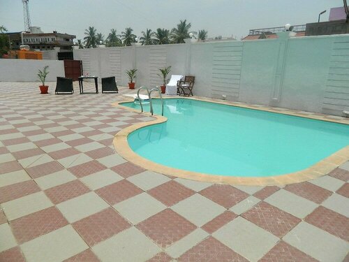 Keshav Clarks Inn, Boek Hotel Hotels in Bangalore met zwembad, Zwembad
