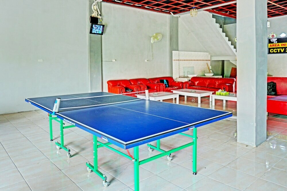 Oyo 92205 C-house