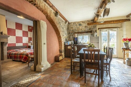 Matilde's Medieval Guest House, Забронировать Гостевой дом Гостевые дома Udine Area, Гостевой дом