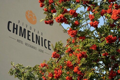 hotel Chmelnice, Забронировать Отель Отели Моравской Словакии с парковкой, Парковка