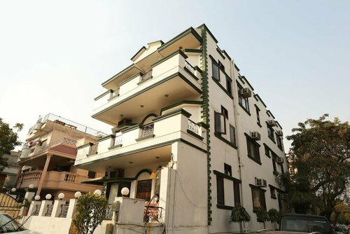 OYO 8535 Hotel Mayarch, Забронировать Отель Отели штата Харьяны 3 звезды, 3*