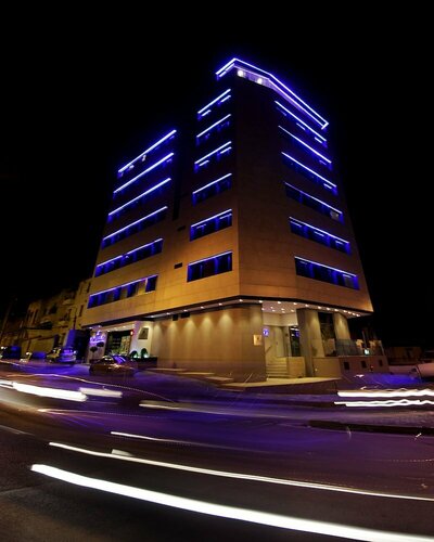 Lamaraz Arts Hotel, Rezerwuj Hotel Hotele w Algier z parkingiem, Parking