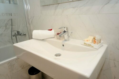 النجمة الذهبية, Rezervasyon Otel Kazablanka Doukkala-Abda, Casablanca Technopark yakınında