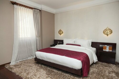 Arunreas Hotel, Book Hotel Daun Penh 