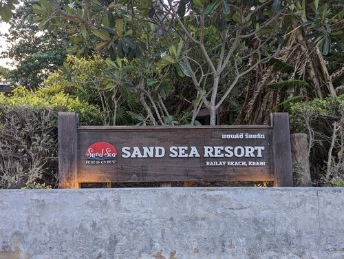 Sand Sea Resort Railay Beach, Забронировать Курортный отель Отели Краби с бассейном, Бассейн
