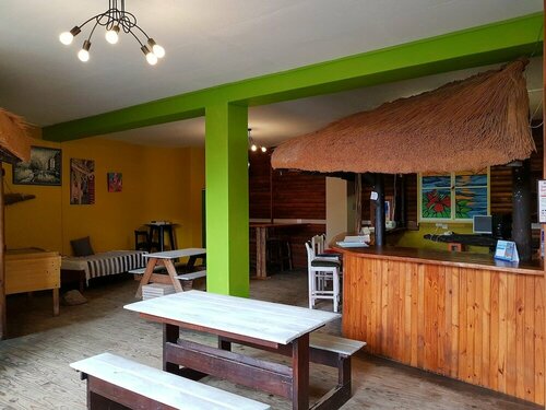 Swakopmund Backpackers, Book Hostel / Vandrerhjem Hoteller i Swakopmund med parkering, Parkering