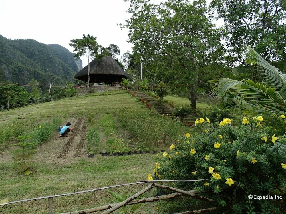 Sheridan Organic Farm and Eco Village