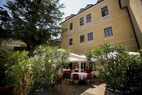 Hotel Kukuriku, Book Hotel Kastav 