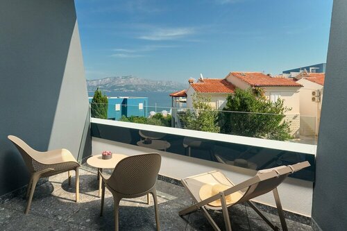 Grand Hotel View, Забронировать Отель Остров Брач Омиш