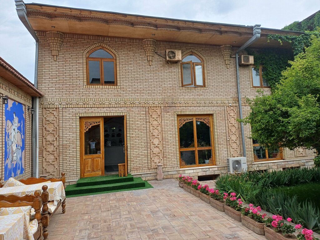 Hotel Caravan Serail